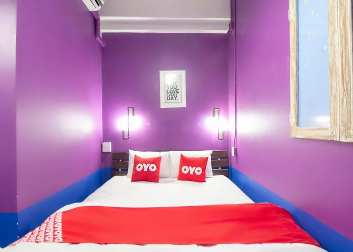 Hostal Art Sanamchai