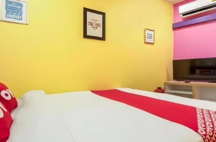 Hostal Art Sanamchai