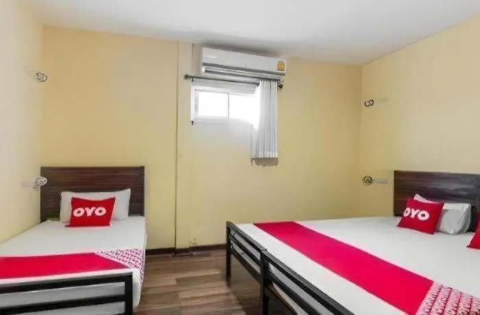 Hostal Art Sanamchai *