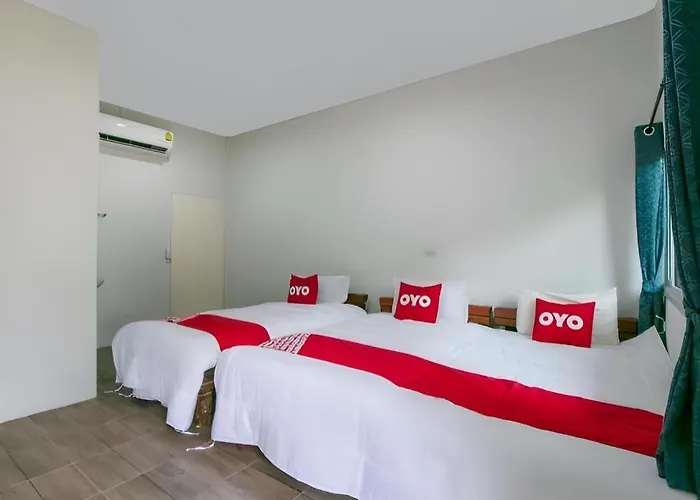 Hostal Art Sanamchai Bangkok