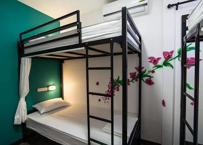 Hostal Art Sanamchai